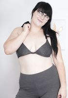 Cece Workout Clothes, Cece Lachey (cec015) ATK Natural & Hairy: Cece Lachey (Cece Workout Clothes)
