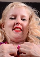 Foxy Roxy Shows Off Her Beads, Foxy Roxy (fox010) ATK Galleria: Foxy Roxy (Foxy Roxy Shows Off Her Beads)