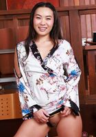 Kimmy Kimm Panty Tease & Spreading, Kimmy Kimm (kim069) ATK Petites: Kimmy Kimm (Kimmy Kimm Panty Tease & Spreading)