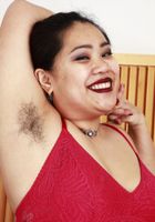 Manila Bey Hairy Spreading, Manila Bey (man043) ATK Natural & Hairy: Manila Bey (Manila Bey Hairy Spreading)