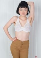 Matilda Bow touches your deep heart with her innocent smiles., Matilda Bow (mat010) ATK Natural & Hairy: Matilda Bow (Matilda Bow touches your deep heart with her innocent smiles.)