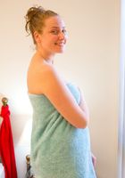 Hairy Nichole spreads her bush, Nichole Shae (nic092) ATK Archives: Nichole Shae (Hairy Nichole spreads her bush)