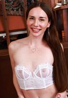 Tess Thompson is a petite little babe with lots to offer, Tess Thompson (tes718) ATK Galleria: Tess Thompson (Tess Thompson is a petite little babe with lots to offer)